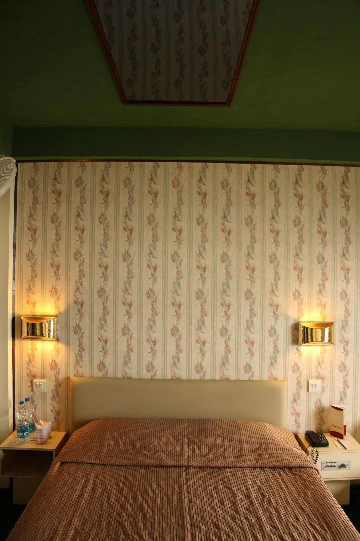 Honeymoon Inn Shimla Extérieur photo